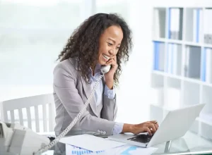 Assistente-Administrativo-SAC-1-e1732628243647.webp.webp