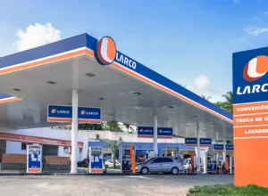 Larco-Petroleo-e1711626926236-696x470